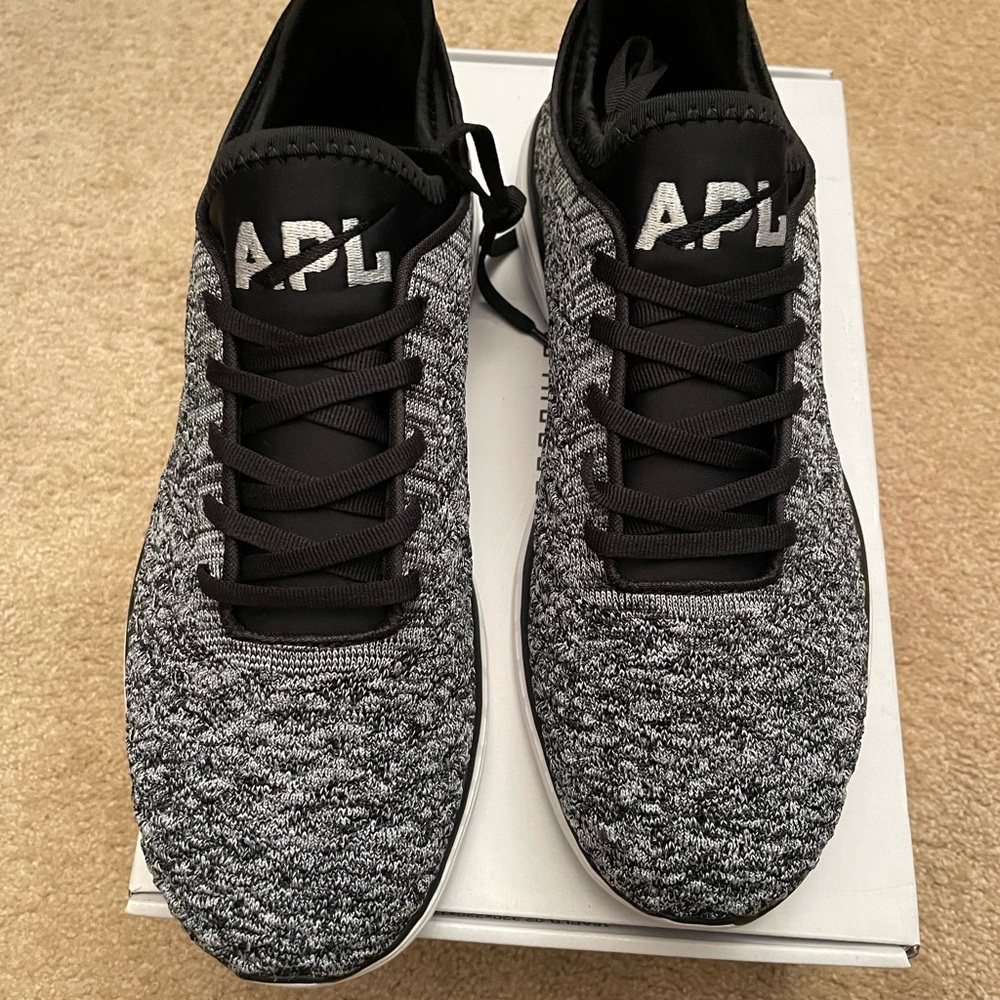 APL Techloom Phantom 9.5 Brand New with box